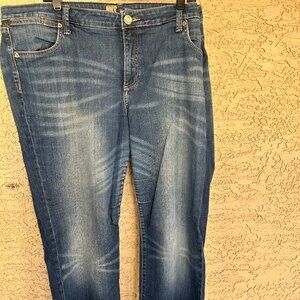 Kut from the Kloth Plus-Size Boyfriend Jeans